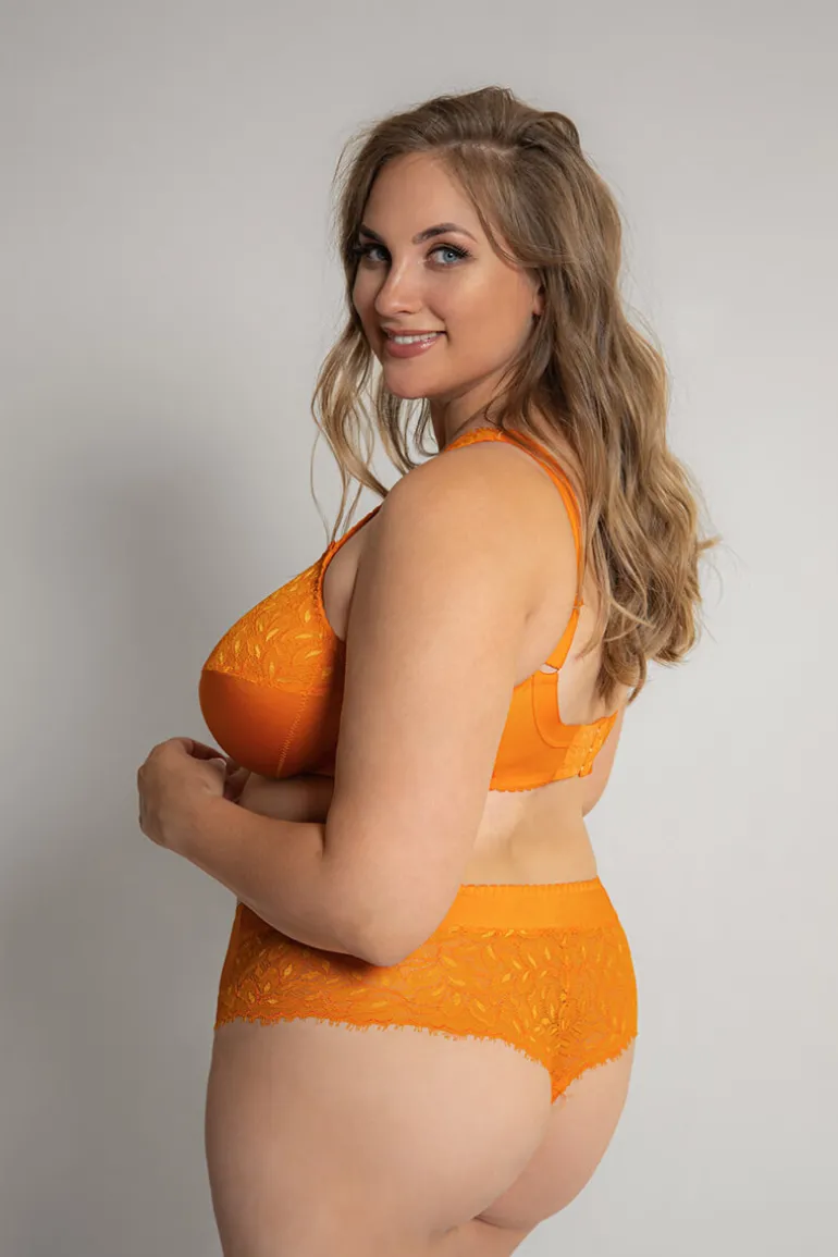 String Plaisir Beate oranje